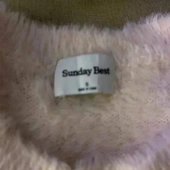 ARITZIA Sunday Best Kitten Sweater light pink  Size Small - Picture 4 of 9